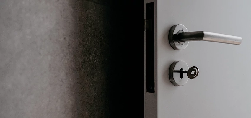 Front Door Handle Repair And Installation in Winters, CA